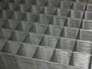 Draadstaalmat 2100x1200 2.52 M2 Gegalvaniseerd h.o.h. 100MM (10 stuks)